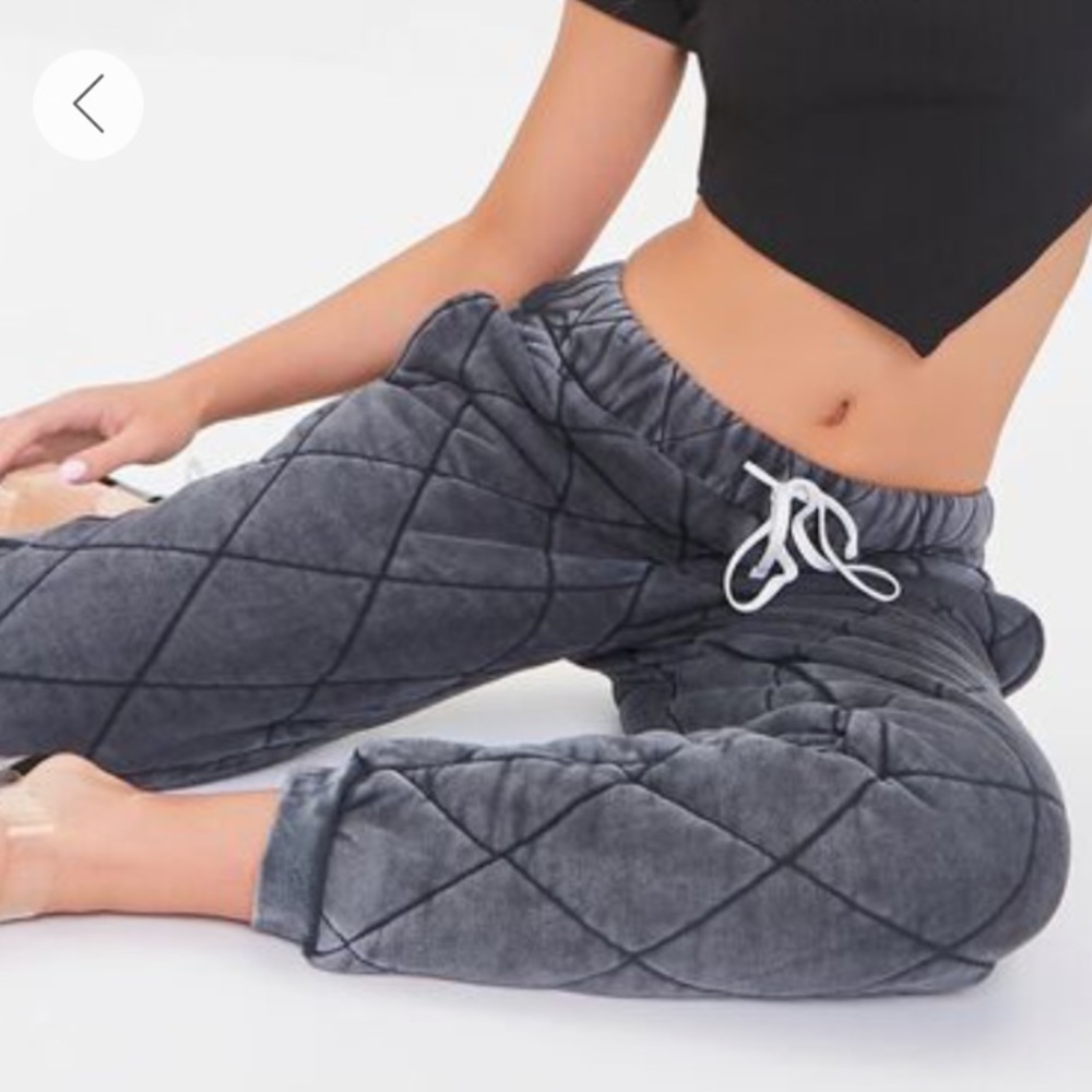 Wanted: Forever21 Quilted French Terry Joggers